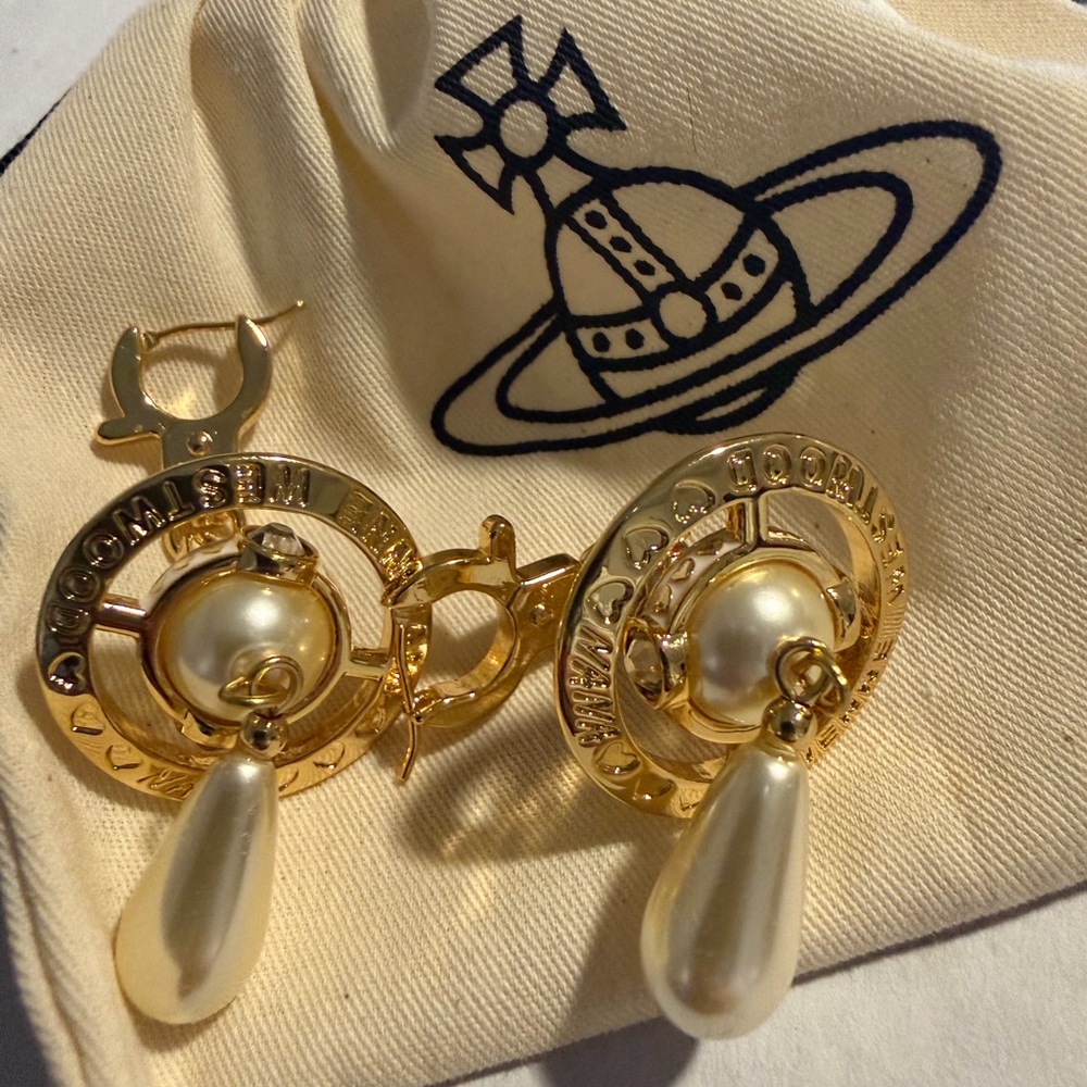 NANA x Vivienne Westwood Gold and Pearl Orb Earrings - Picture 9 of 9